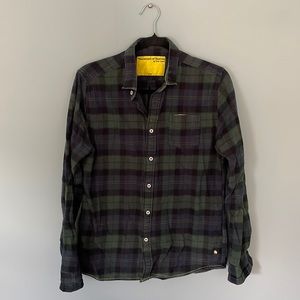 Descendant of thieves by Dres Ladro medium flannel